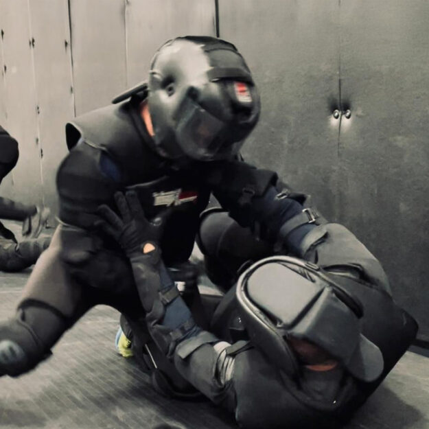 blauerhighgear context 1, High Gear® Suit